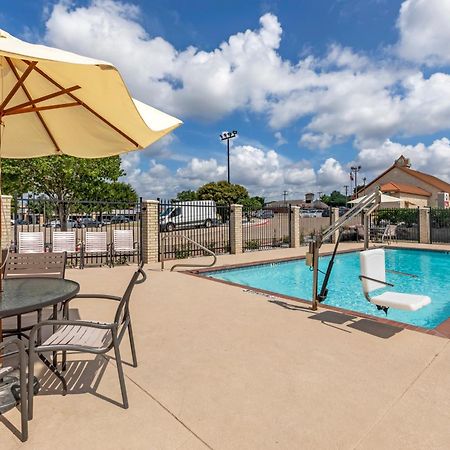 Best Western Plus Lake Worth Екстериор снимка