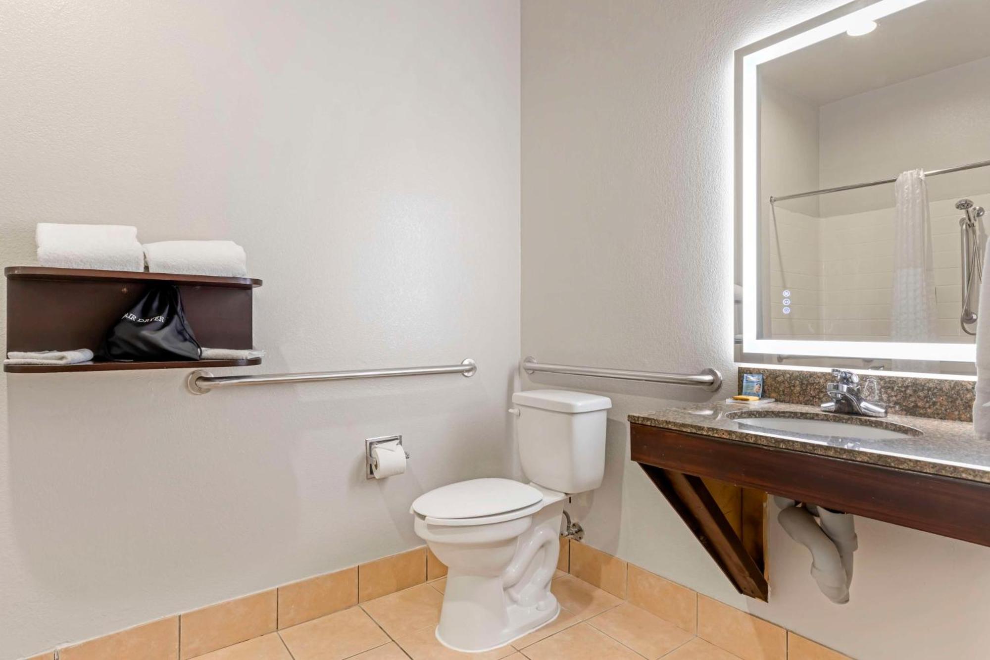 Best Western Plus Lake Worth Екстериор снимка