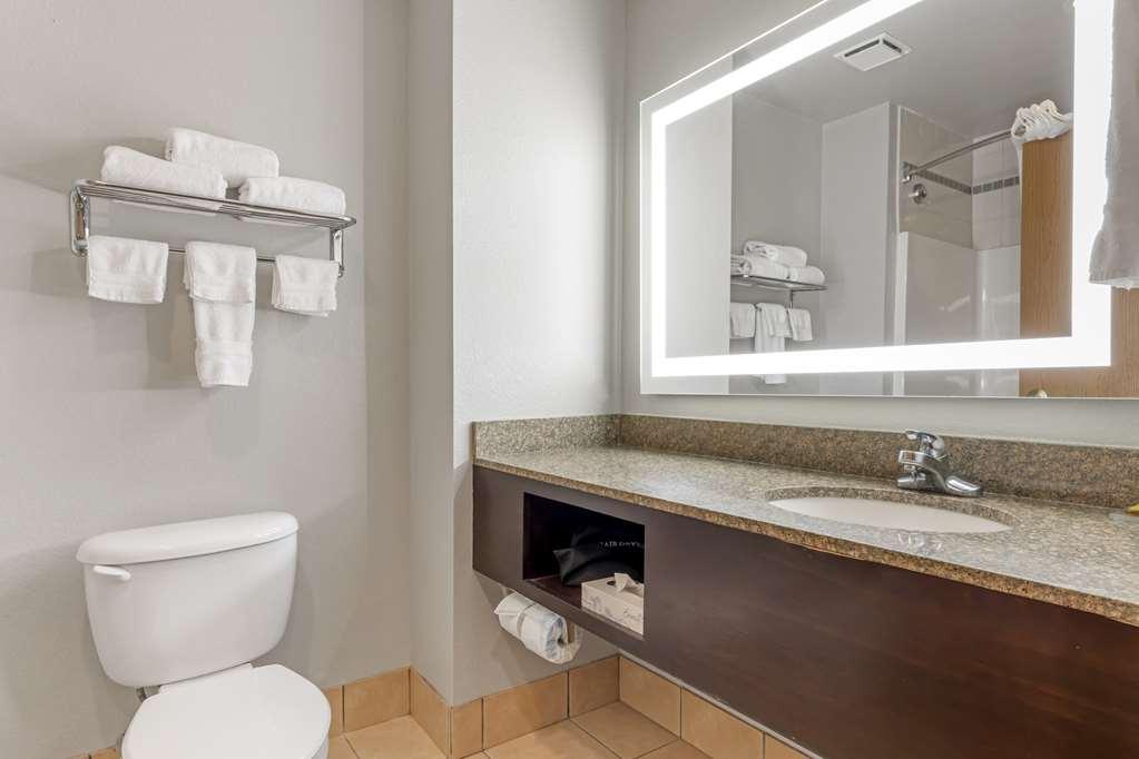 Best Western Plus Lake Worth Стая снимка